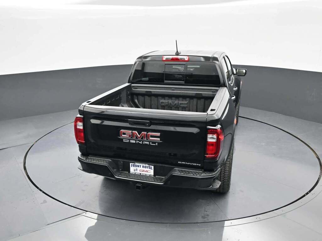 2026 GMC Canyon Denali, 4WD