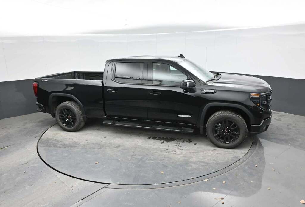 2026 GMC Sierra 1500 Crew Cab, Standard Bed, Elevation, 4WD