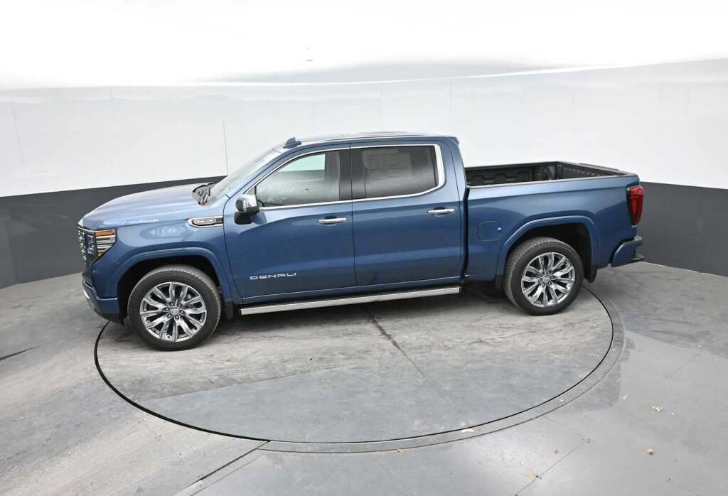 2026 GMC Sierra 1500 Crew Cab, Short Bed, Denali, 4WD