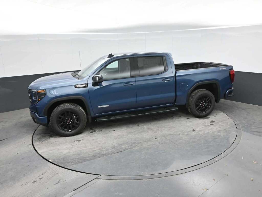 2026 GMC Sierra 1500 Crew Cab, Short Bed, Elevation, 4WD