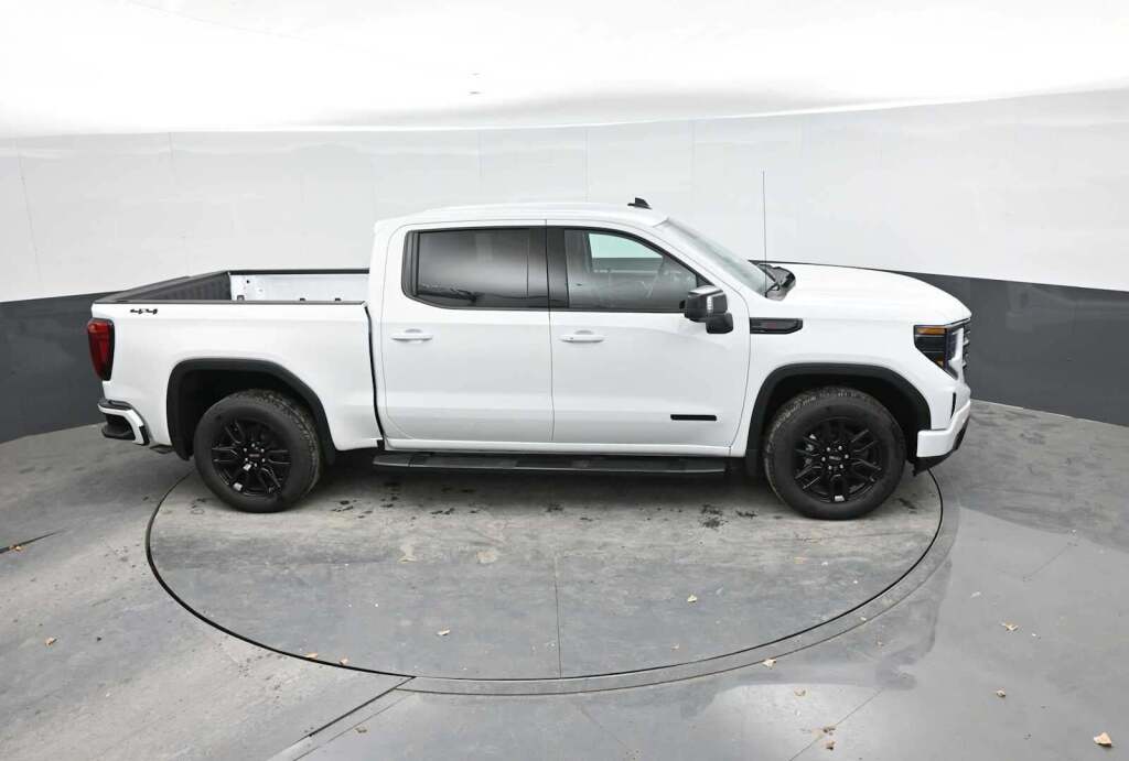 2026 GMC Sierra 1500 Crew Cab, Short Bed, Elevation, 4WD