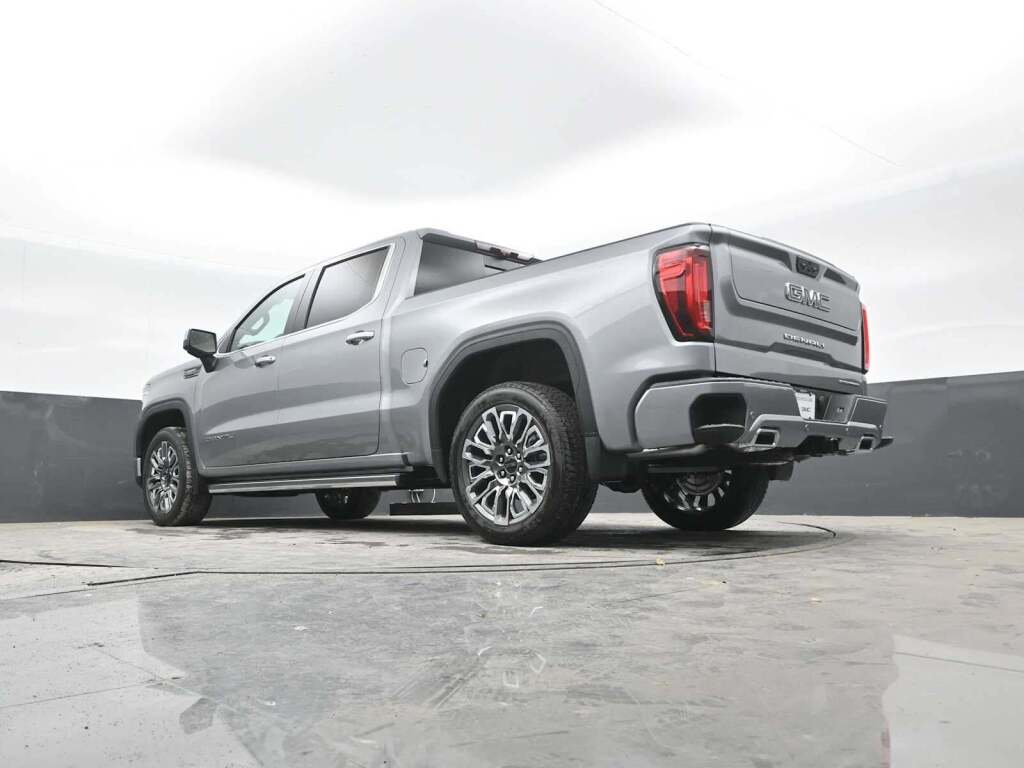 2026 GMC Sierra 1500 Crew Cab, Short Bed, Denali Ultimate, 4WD