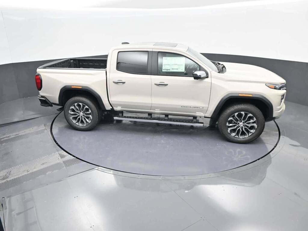 2026 GMC Canyon Denali, 4WD