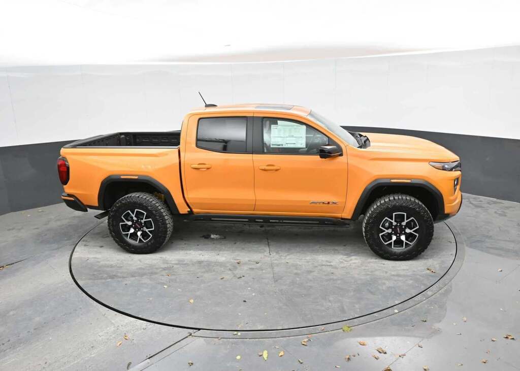2026 GMC Canyon AT4X, 4WD
