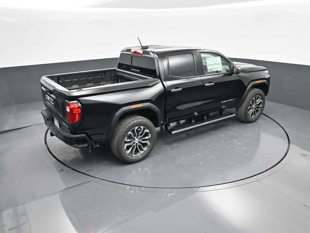2026 GMC Canyon Denali, 4WD