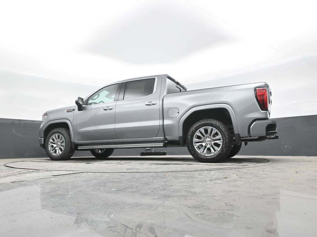 2026 GMC Sierra 1500 Crew Cab, Short Bed, Denali, 4WD