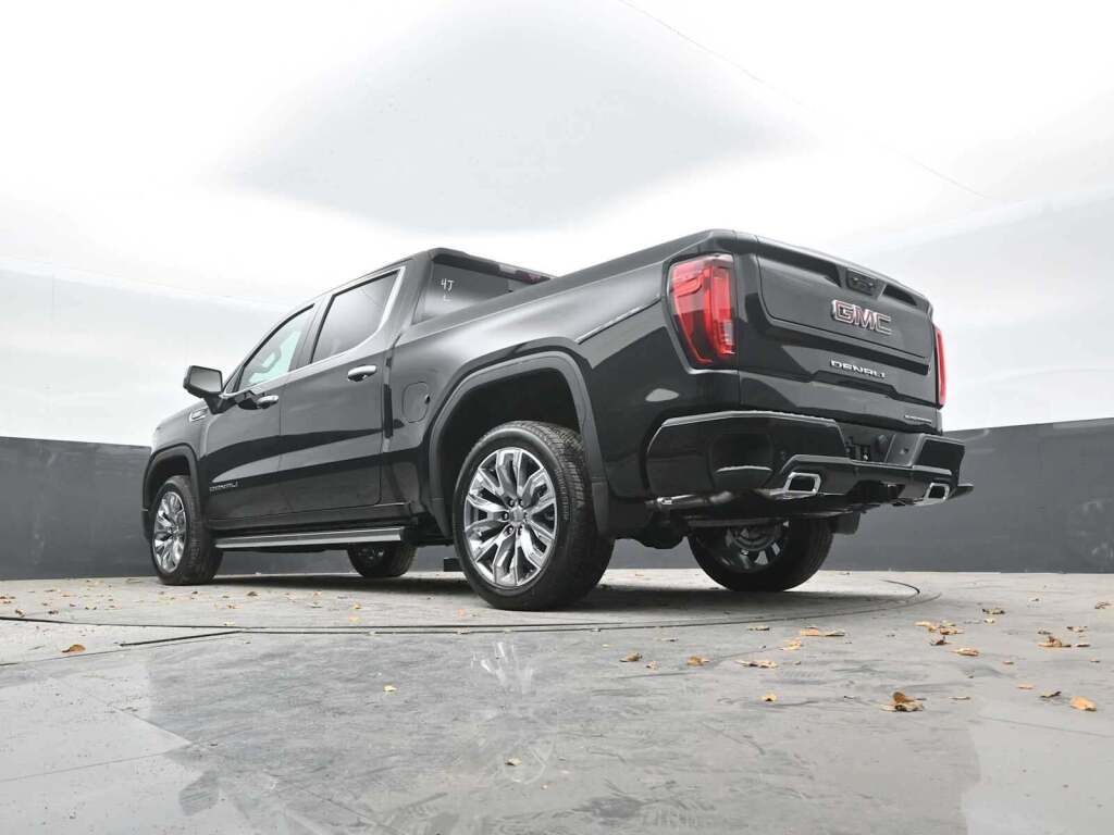 2026 GMC Sierra 1500 Crew Cab, Short Bed, Denali, 4WD