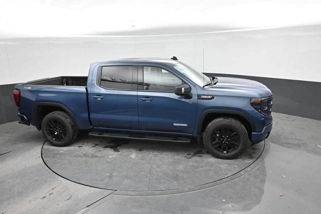 2026 GMC Sierra 1500 Crew Cab, Short Bed, Elevation, 4WD