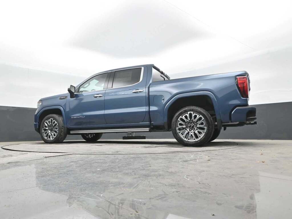 2026 GMC Sierra 1500 Crew Cab, Short Bed, Denali Ultimate, 4WD