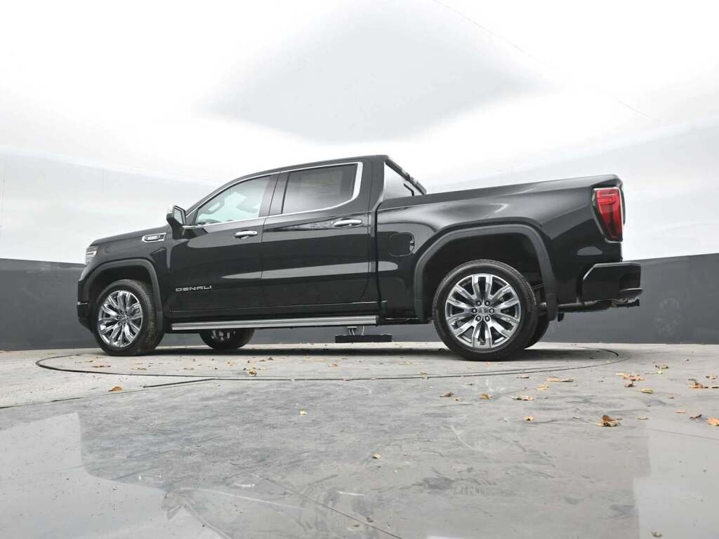 2026 GMC Sierra 1500 Crew Cab, Short Bed, Denali, 4WD