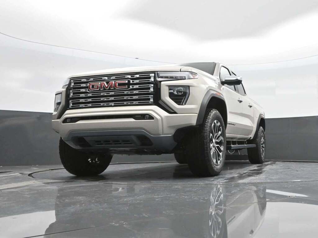 2026 GMC Canyon Denali, 4WD