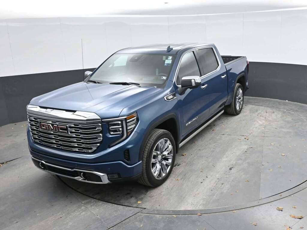 2026 GMC Sierra 1500 Crew Cab, Standard Bed, Denali, 4WD