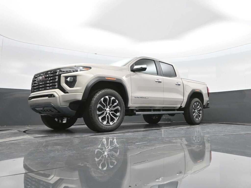 2026 GMC Canyon Denali, 4WD