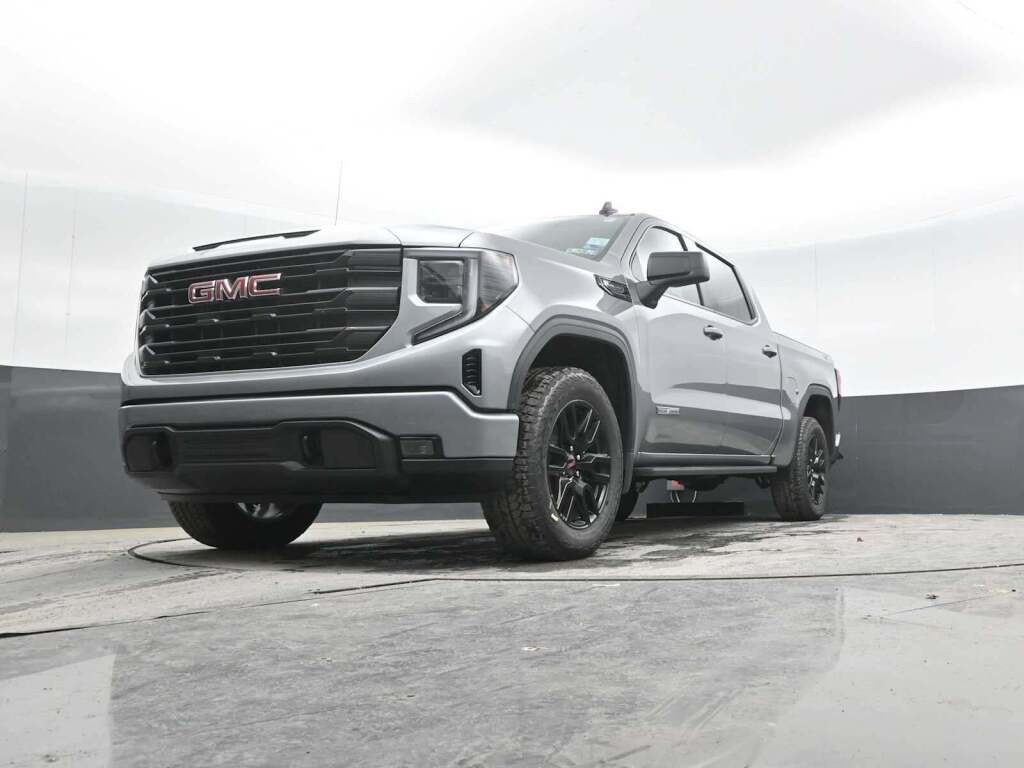 2026 GMC Sierra 1500 Crew Cab, Short Bed, Elevation, 4WD