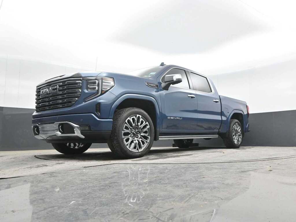 2026 GMC Sierra 1500 Crew Cab, Short Bed, Denali Ultimate, 4WD