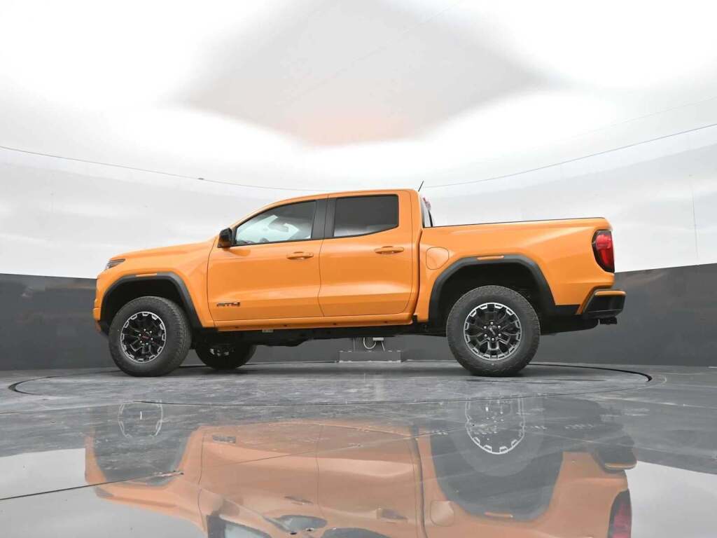2026 GMC Canyon AT4, 4WD
