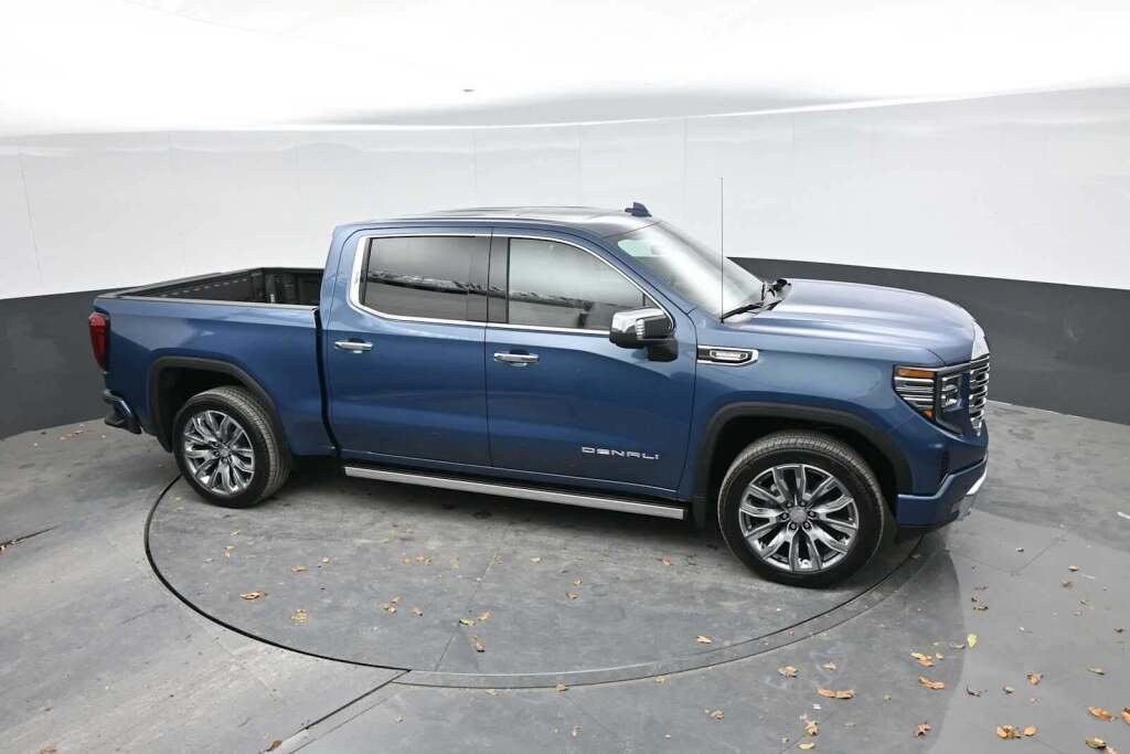 2026 GMC Sierra 1500 Crew Cab, Standard Bed, Denali, 4WD