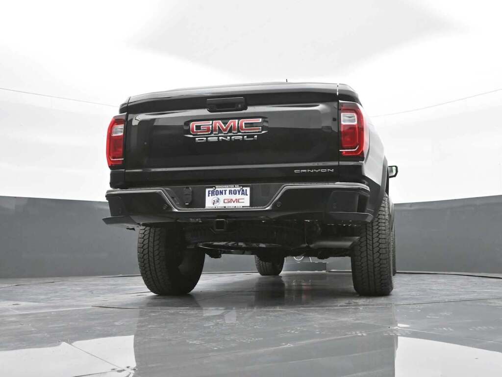 2026 GMC Canyon Denali, 4WD