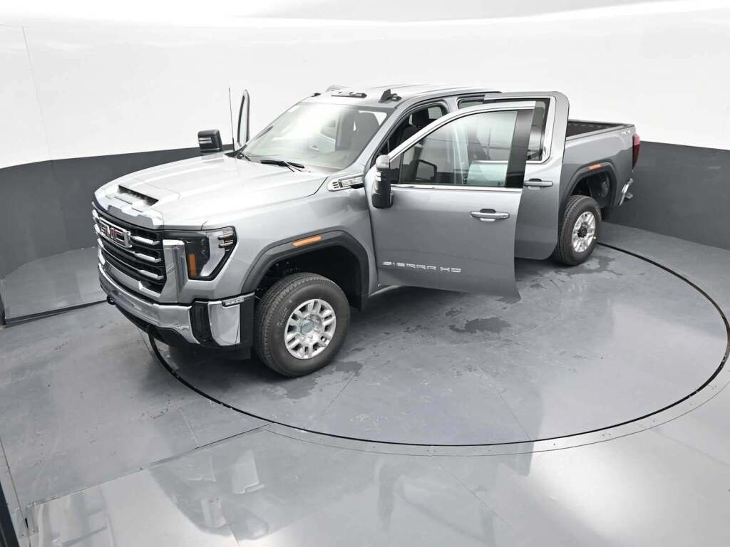 2026 GMC Sierra 2500HD Double Cab, Standard Bed, SLE, RWD