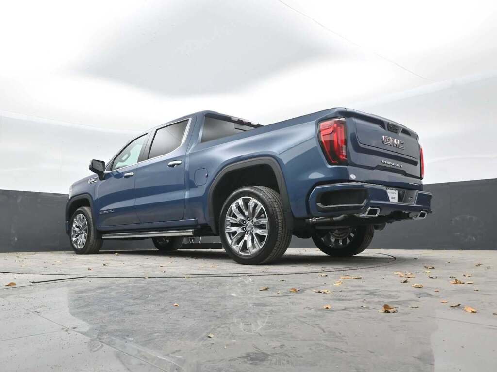 2026 GMC Sierra 1500 Crew Cab, Standard Bed, Denali, 4WD