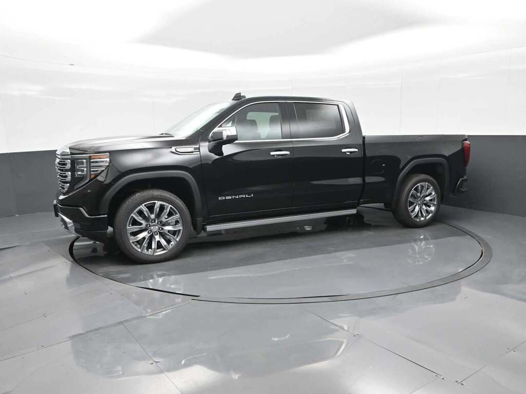 2026 GMC Sierra 1500 Crew Cab, Standard Bed, Denali, 4WD