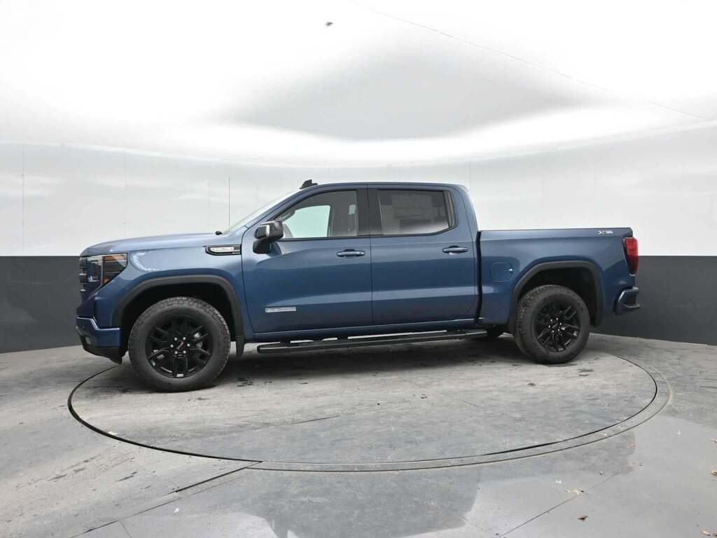 2026 GMC Sierra 1500 Crew Cab, Short Bed, Elevation, 4WD