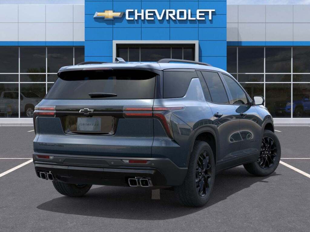 2026 Chevrolet Traverse AWD LT