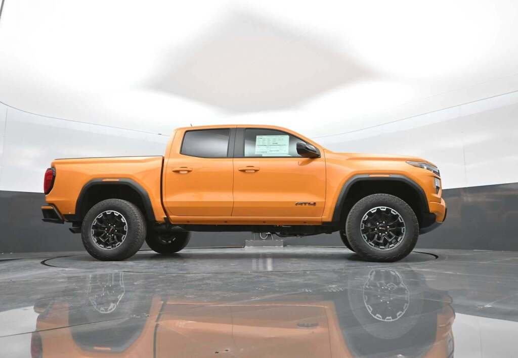 2026 GMC Canyon AT4, 4WD