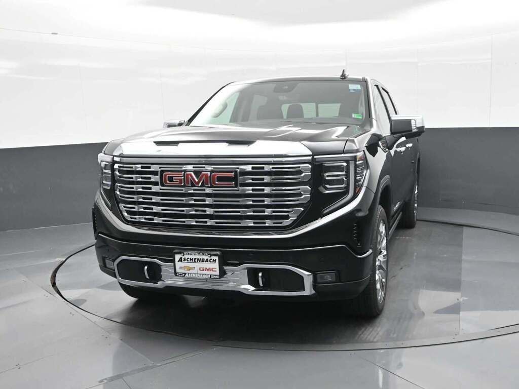2026 GMC Sierra 1500 Crew Cab, Standard Bed, Denali, 4WD