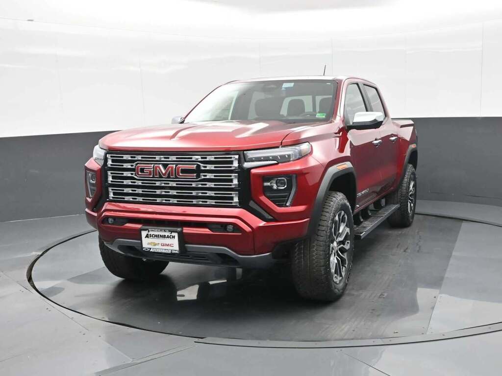2026 GMC Canyon Denali, 4WD