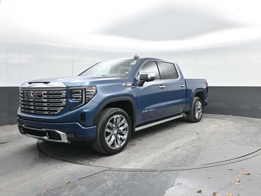 2026 GMC Sierra 1500 Crew Cab, Standard Bed, Denali, 4WD