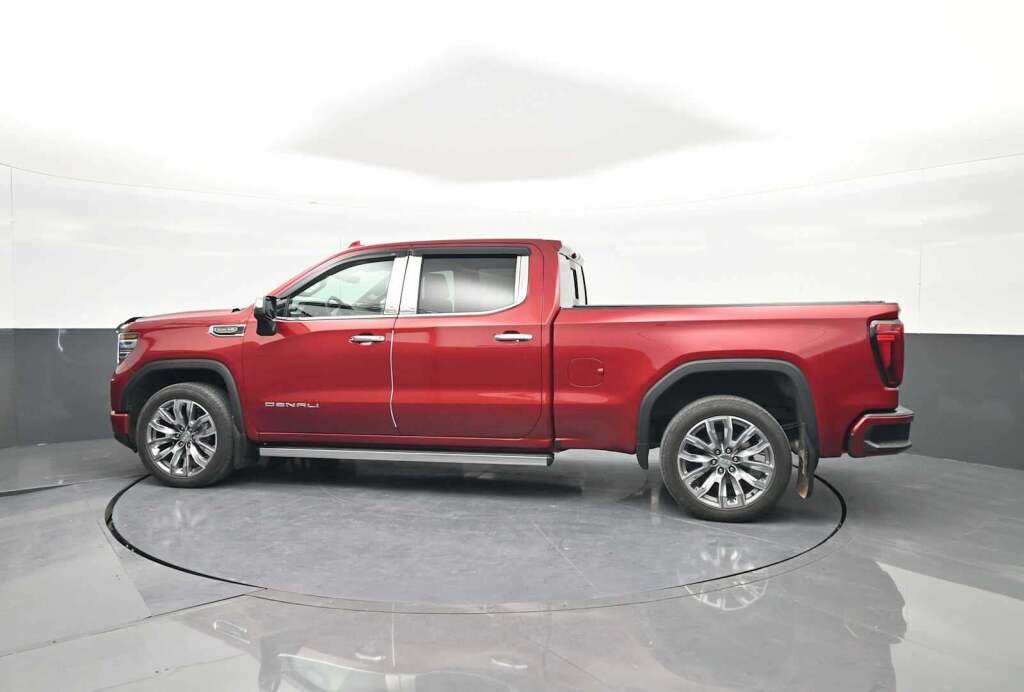 2023 GMC Sierra 1500 4WD Crew Cab Standard Box Denali