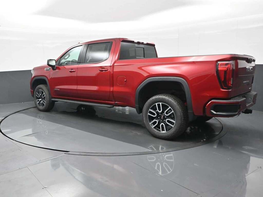 2026 GMC Sierra 1500 Crew Cab, Standard Bed, AT4, 4WD