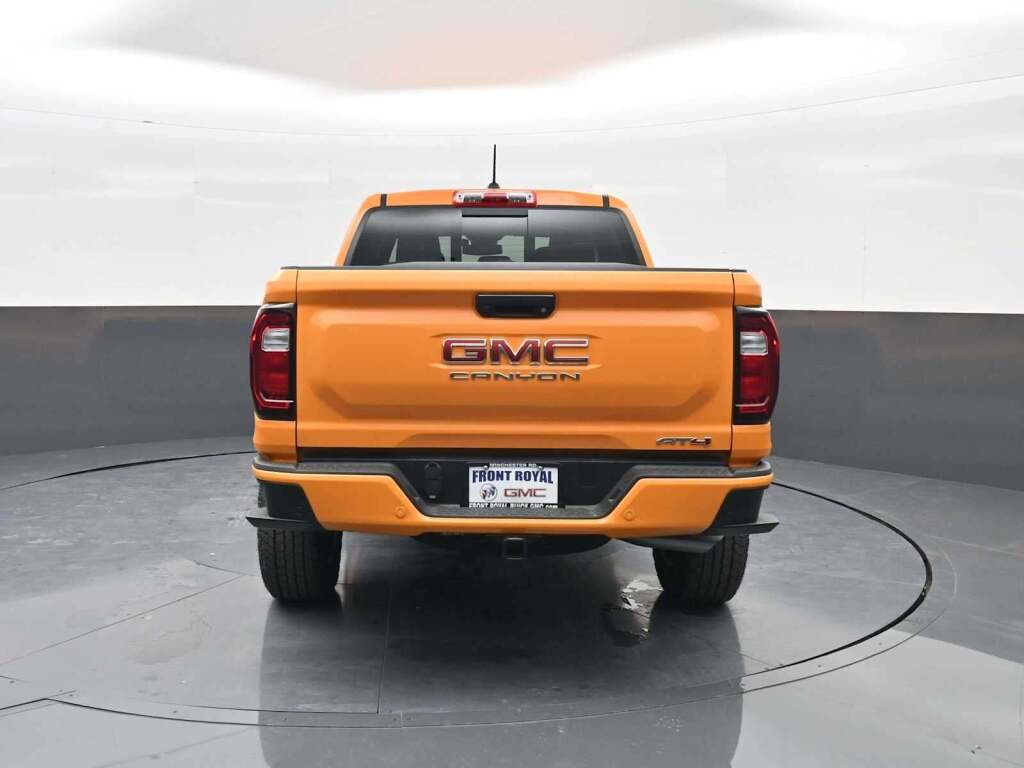 2026 GMC Canyon AT4, 4WD