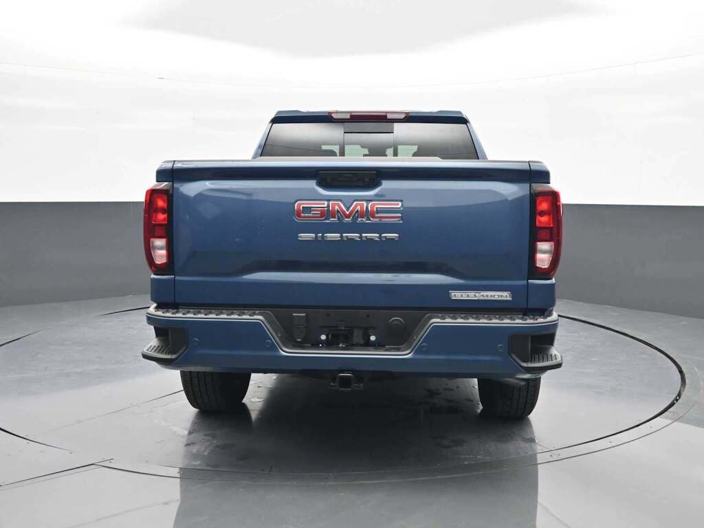 2026 GMC Sierra 1500 Crew Cab, Short Bed, Elevation, 4WD