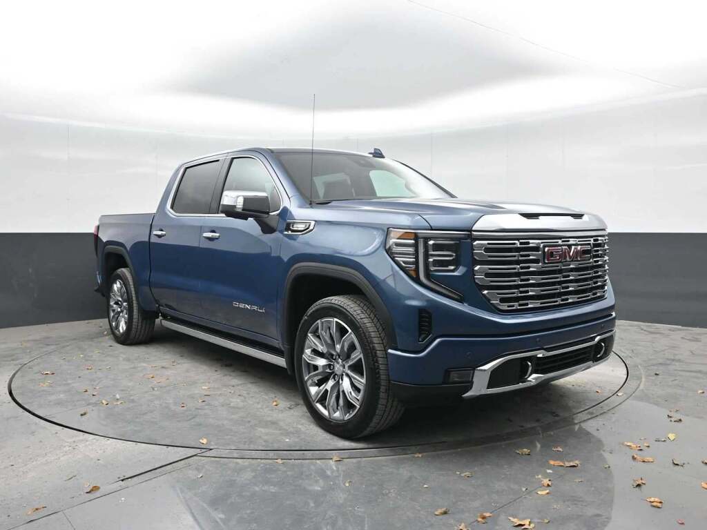 2026 GMC Sierra 1500 Crew Cab, Standard Bed, Denali, 4WD