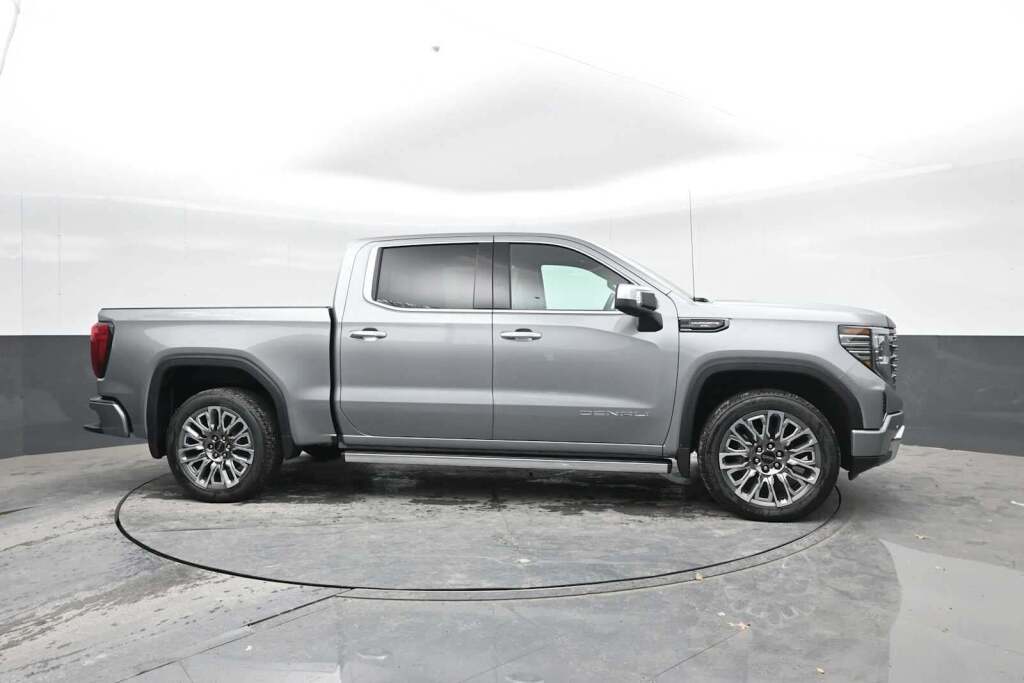 2026 GMC Sierra 1500 Crew Cab, Short Bed, Denali Ultimate, 4WD