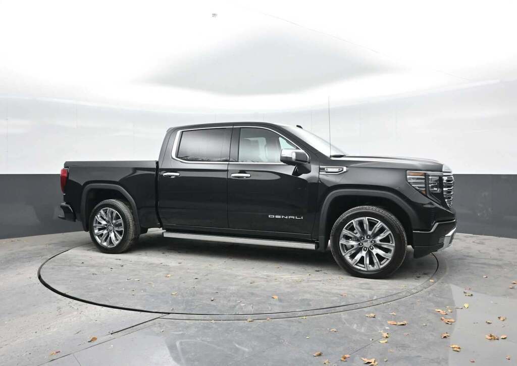 2026 GMC Sierra 1500 Crew Cab, Short Bed, Denali, 4WD