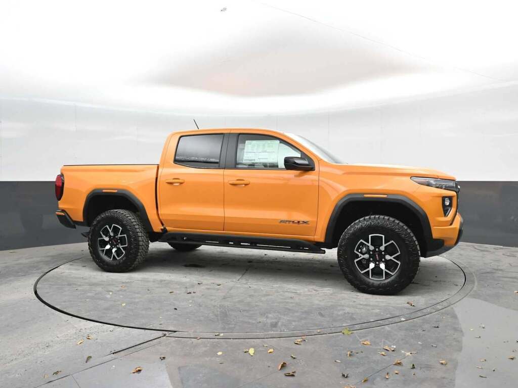 2026 GMC Canyon AT4X, 4WD
