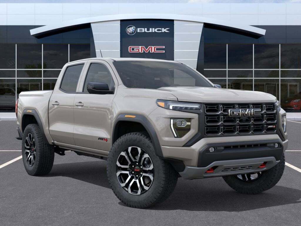 2026 GMC Canyon AT4, 4WD