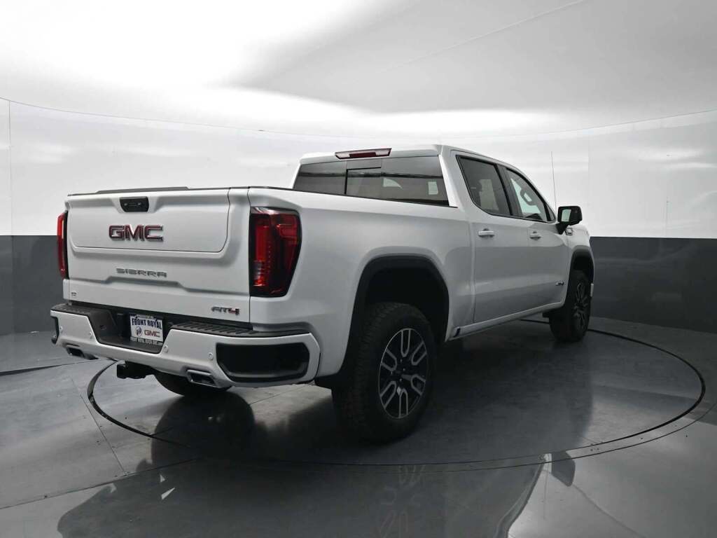 2026 GMC Sierra 1500 Crew Cab, Short Bed, AT4, 4WD