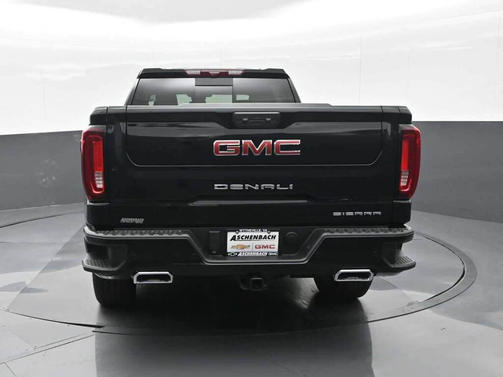 2026 GMC Sierra 1500 Crew Cab, Standard Bed, Denali, 4WD