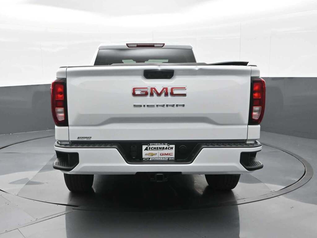 2026 GMC Sierra 1500 Crew Cab, Standard Bed, Pro, 4WD
