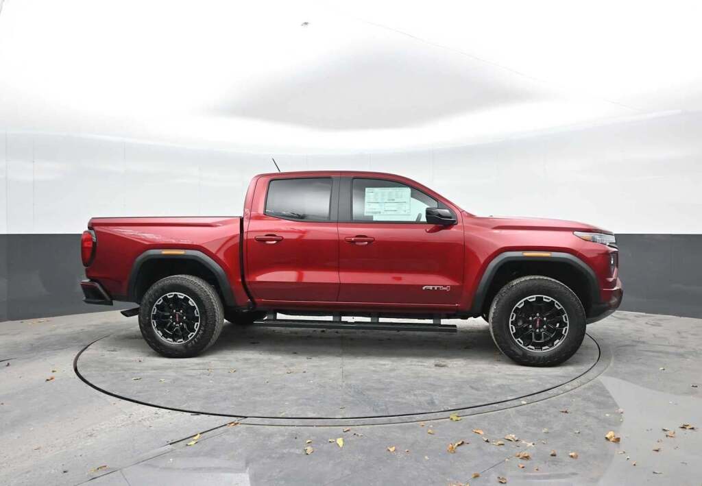 2026 GMC Canyon AT4, 4WD