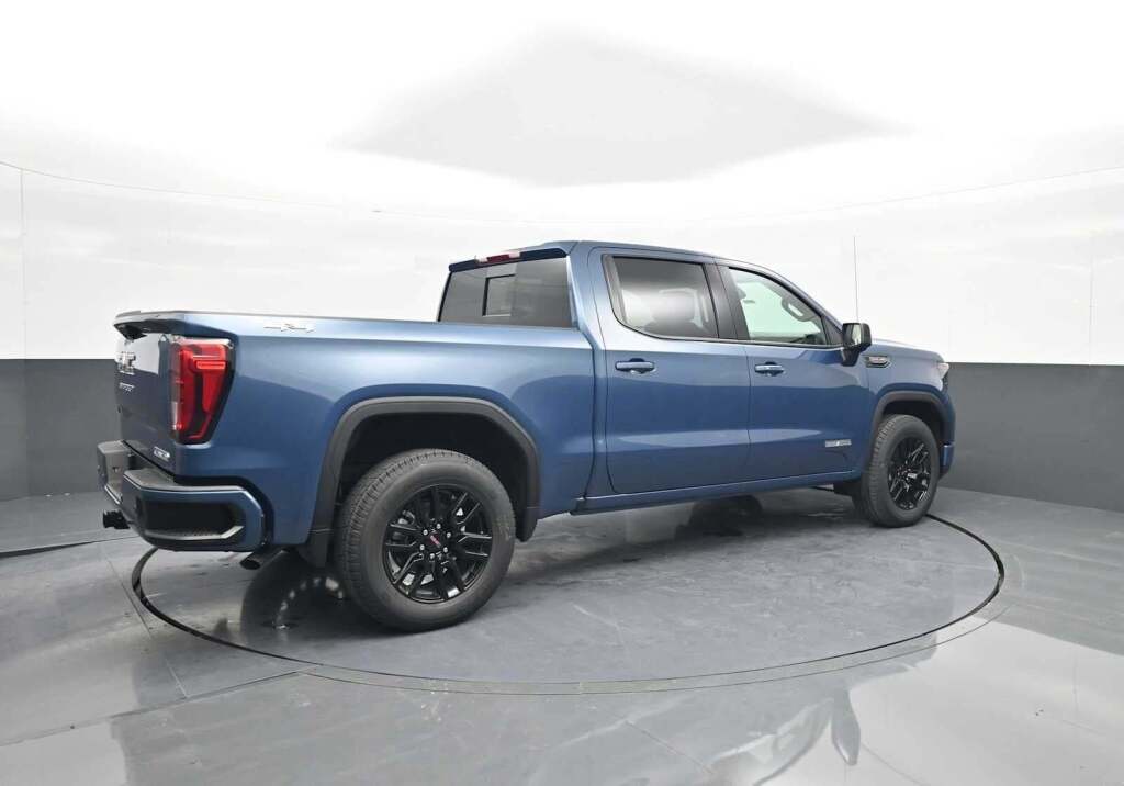 2026 GMC Sierra 1500 Crew Cab, Short Bed, Elevation, 4WD