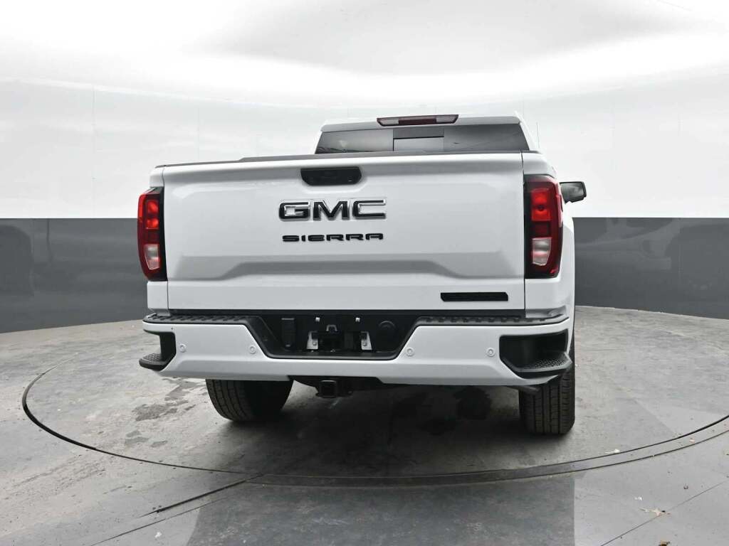 2026 GMC Sierra 1500 Crew Cab, Short Bed, Elevation, 4WD