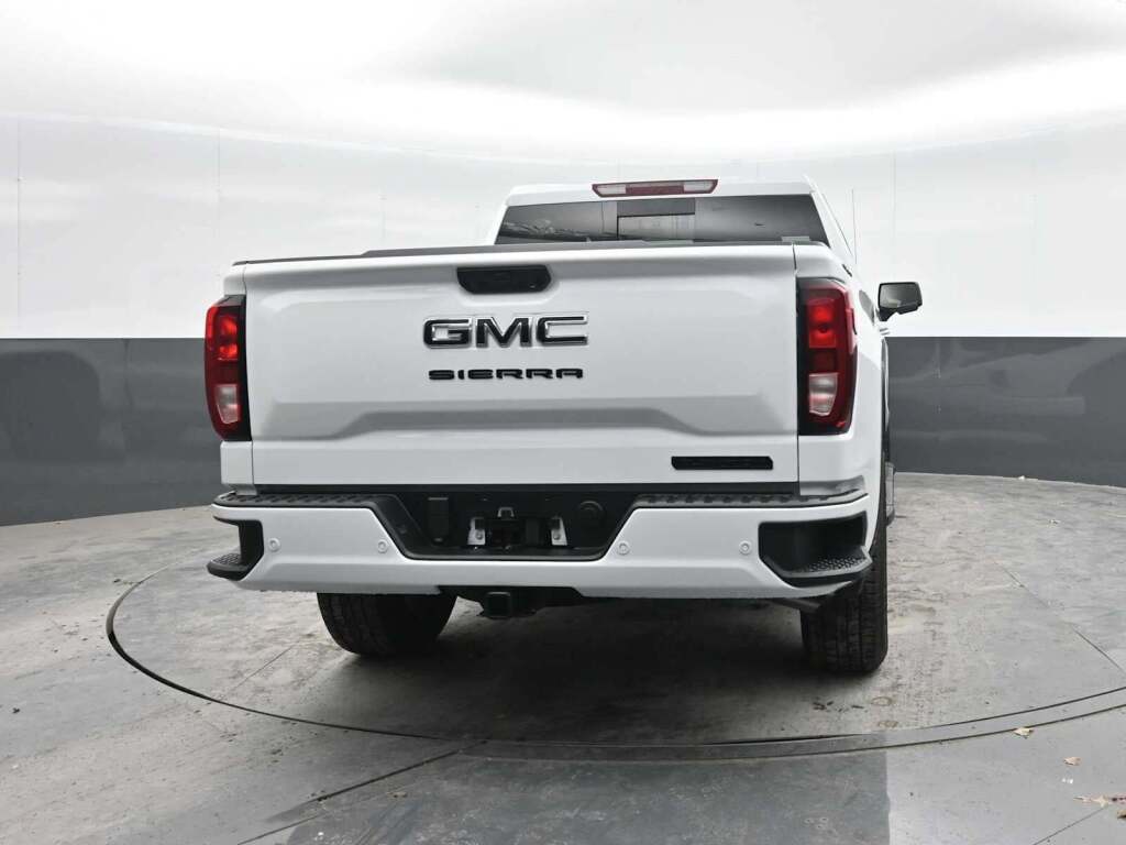 2026 GMC Sierra 1500 Crew Cab, Short Bed, Elevation, 4WD