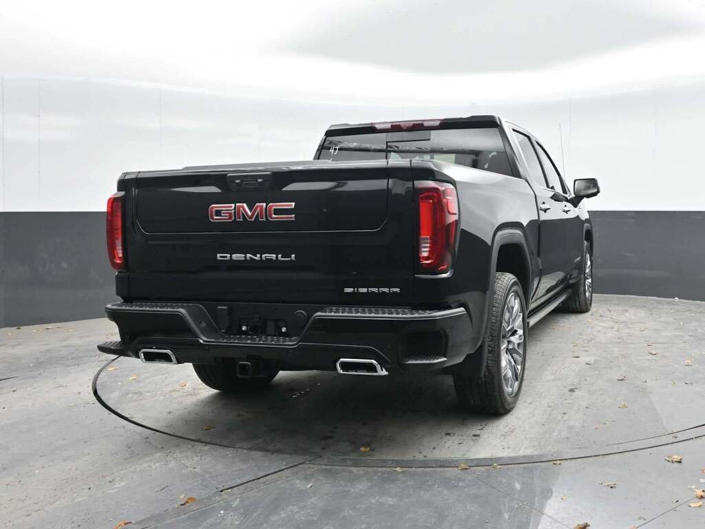 2026 GMC Sierra 1500 Crew Cab, Short Bed, Denali, 4WD