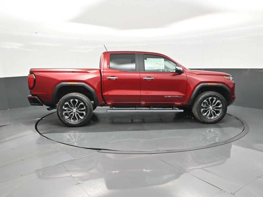 2026 GMC Canyon Denali, 4WD