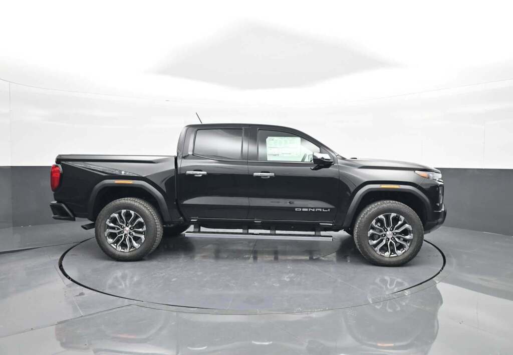 2026 GMC Canyon Denali, 4WD